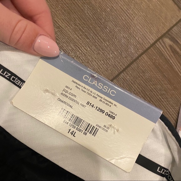 Liz Claiborne Pants - Picture 4 of 5